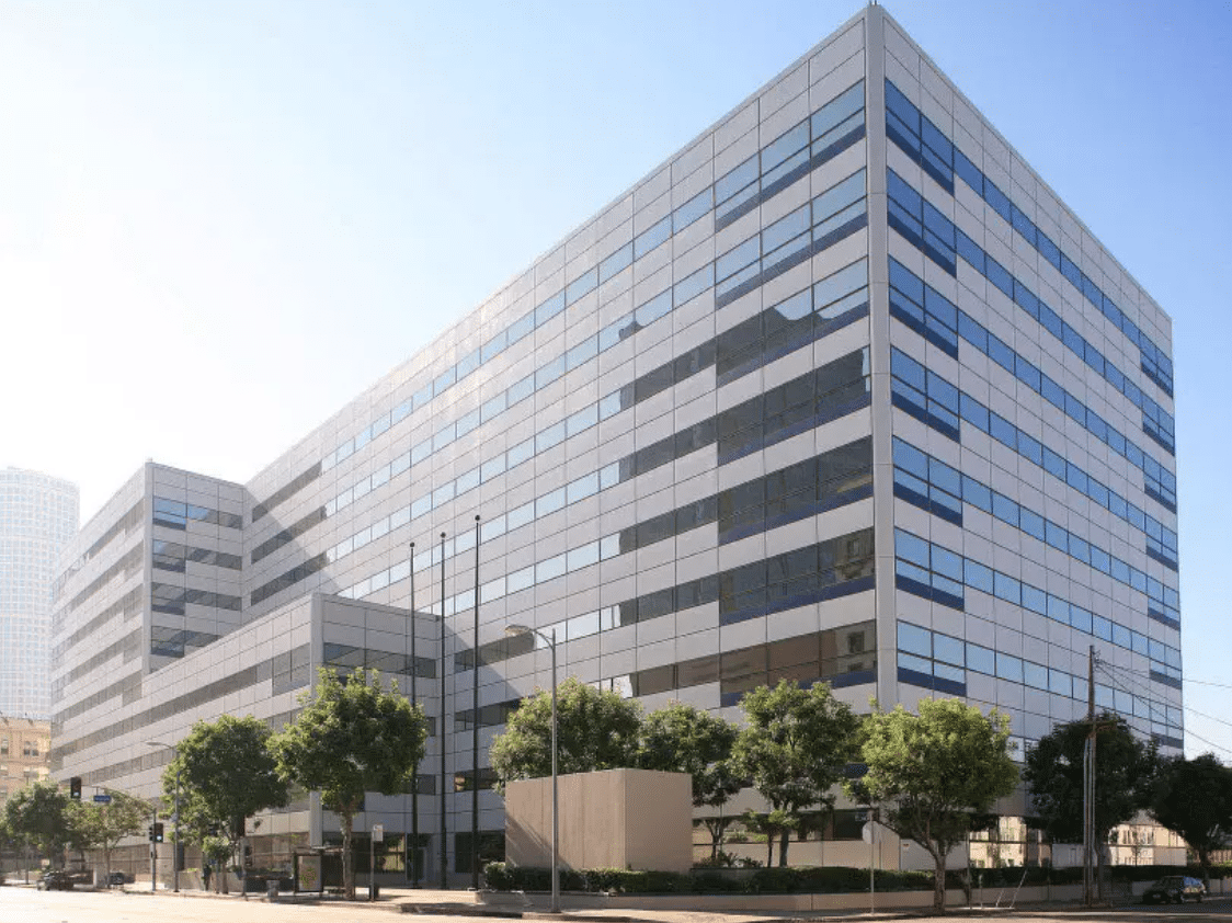 ColoCrossing LA1 datacenter exterior